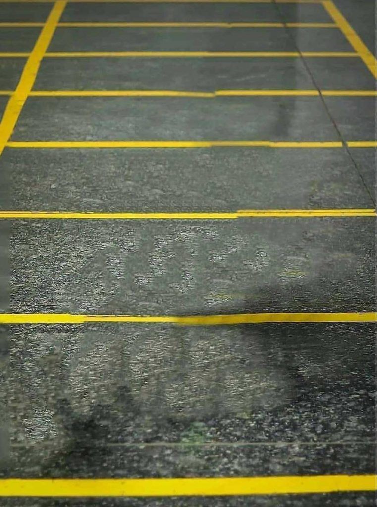 Yellow Road Crossing Snapseed Background Free Stock Image