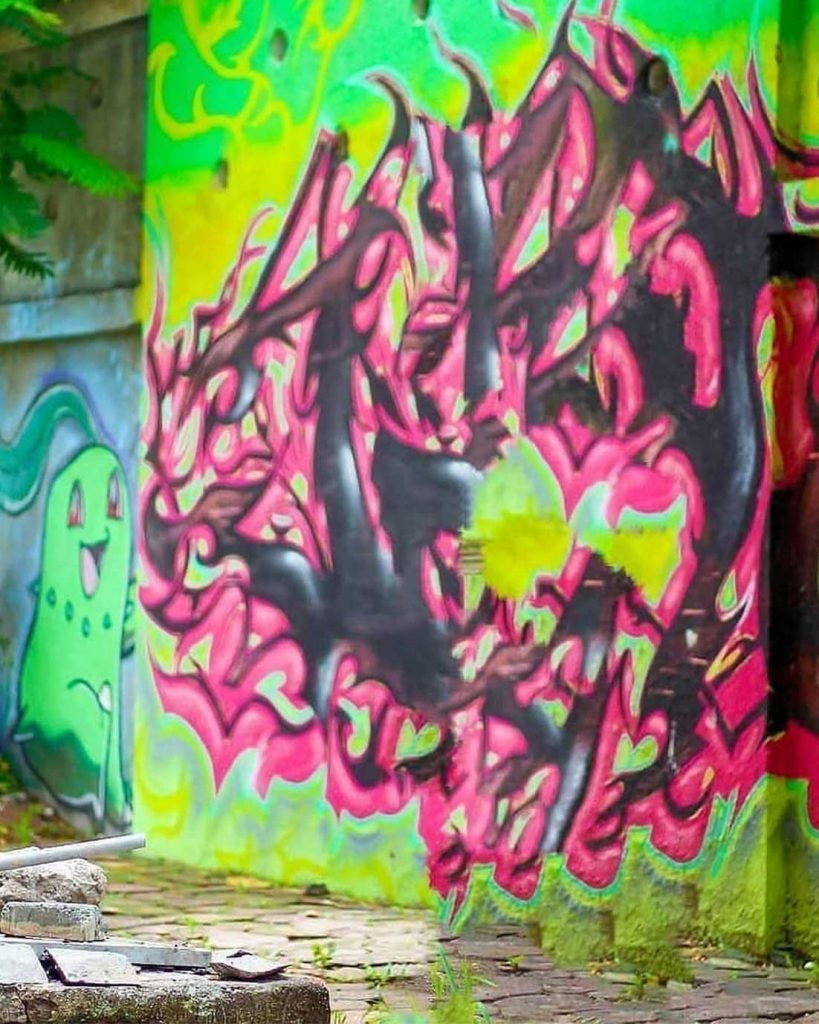 Cool Graffiti Wall CB Background Free Stock Image